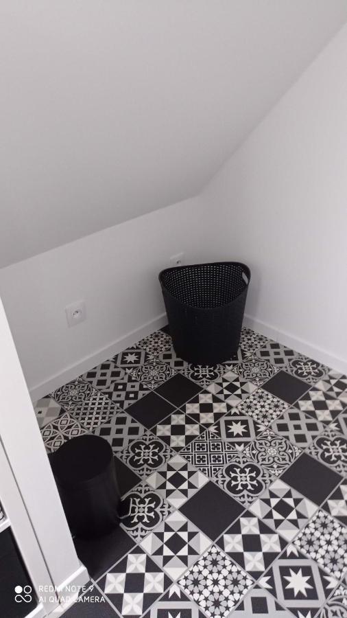 La Bella 12 - Appartement Gite Dans Maison D'Hotes Bordeaux-Saint-Clair Zewnętrze zdjęcie